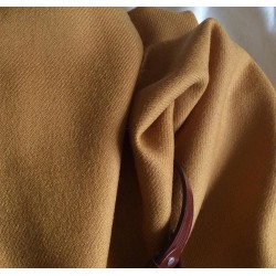 Tissu shetland en laine jaune ocre