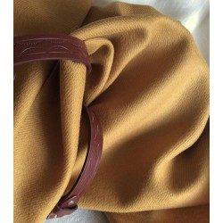 Tissu shetland en laine jaune ocre