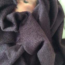 Echantillon : Tissu Mohair & Laine Marron Acajou - Luxe, Chaleur et Brillance