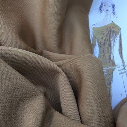 Tissu satin de laine 100% peignée coloris camel brillant pour tailleur et rideaux