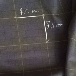 Tissu carreaux gris et kaki rayure vert anis en laine et polyester pour costume et rideaux