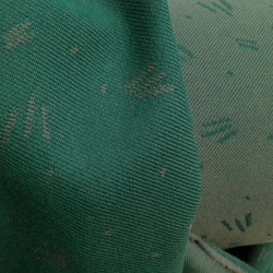 Tissu en laine diagonale jacquard vert